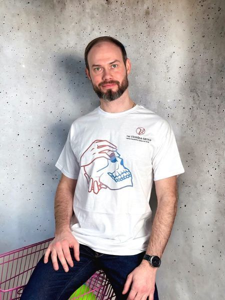 Футболка череп біла VG-TSHIRT-SKULL-WH-S фото Футболка череп біла VG-TSHIRT-SKULL-WH-S фото
